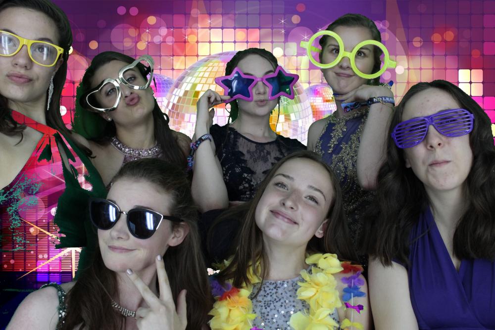 Silvermere Notre Dame  | View more photos from the event at gallery.myphotoboothexperience.co.uk/u/MyPhotoBoothExperienceLtd/Silvermere-Notre-Dame
